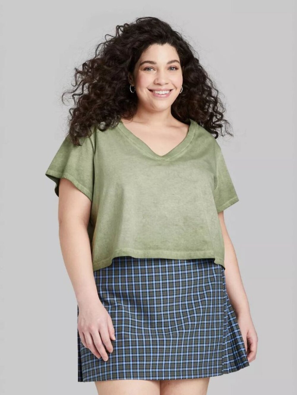 Wild Fable Short Sleeve V Neck Cropped T-Shirt in Olive Green - sz XL